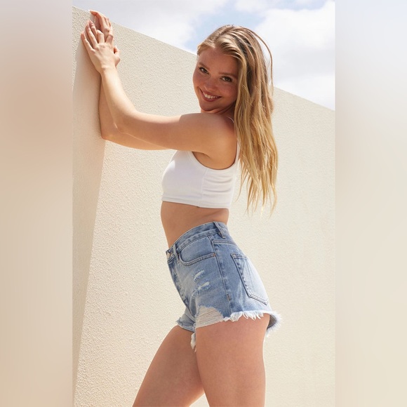 NWT PacSun Light Blue Ripped Vintage High Waisted Denim Shorts 25 Boho Beach - Picture 3 of 16